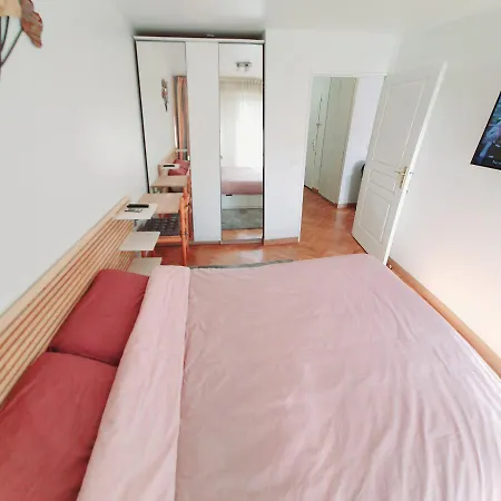 Homestay Cozy In Paris Ladefense *
